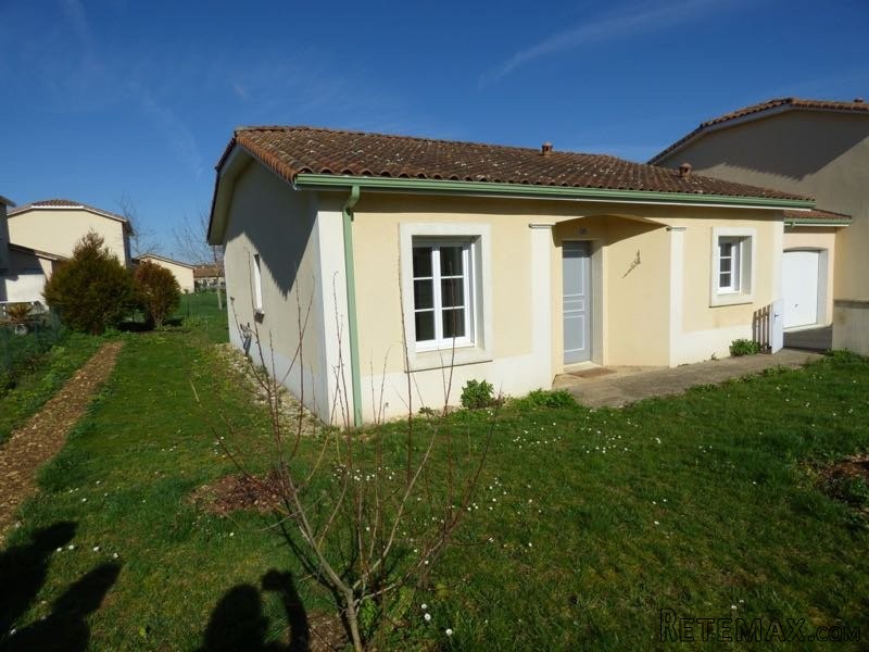 Lovely Bungalow With Garage - 2