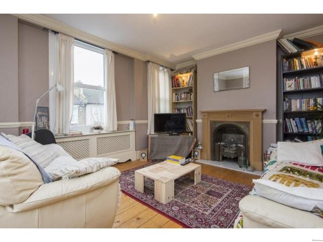 Hassett Road, E9 - 2