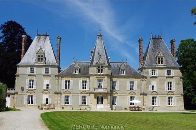 16 bedroom Castle For Sale: 14480..
