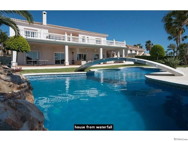 Villa for sale in Elviria, Marbella.. - 2