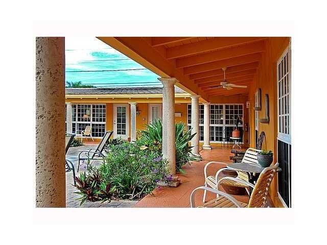 2033 NE 33 AV, Fort Lauderdale, FL re - 2