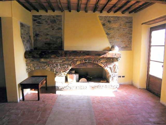 Country/farmhouse - For Sale - South of.. - 2