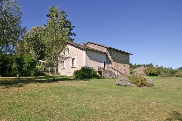 Busserolles (24) - For sale : A stone..