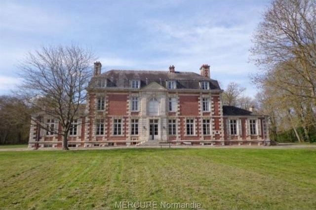 10 bedroom Castle For Sale: 27170..