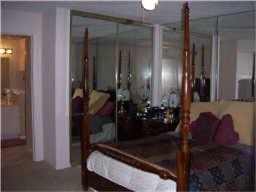 2 bedroom Apartment For Sale: 2300 Old.. - 2