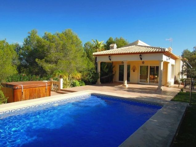 Villa for sale in Javea