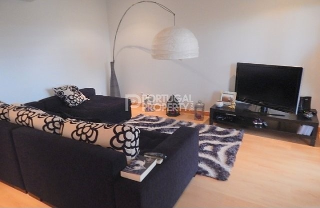 Cozy Duplex Apartment in Alcochete