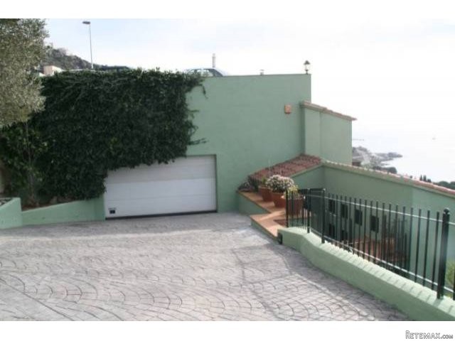 House for sale - 2
