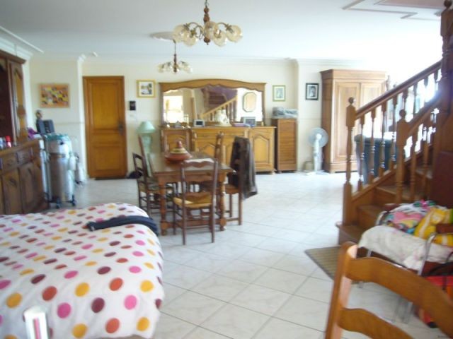 Magnificent Property with Fitted.. - 2
