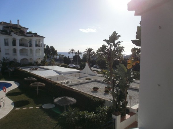 2 bed Apartment in MIRAFLORES - 2