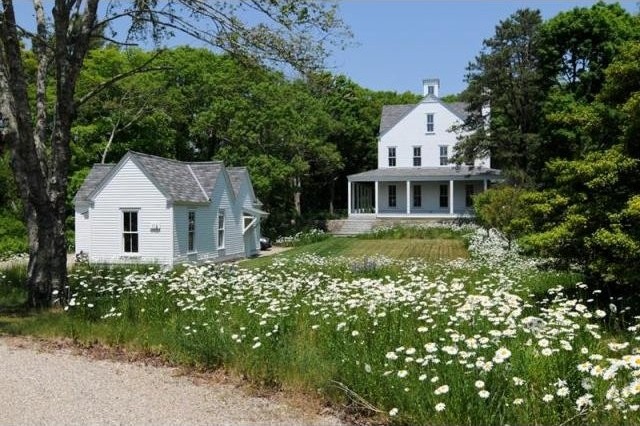 3 bedroom Property For Sale: Pond..
