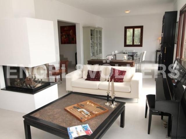 Country home in a wonderful location - 2