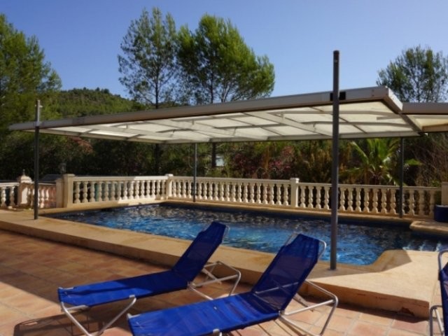 4 Bedrooms - Villa - Alicante - For Sale