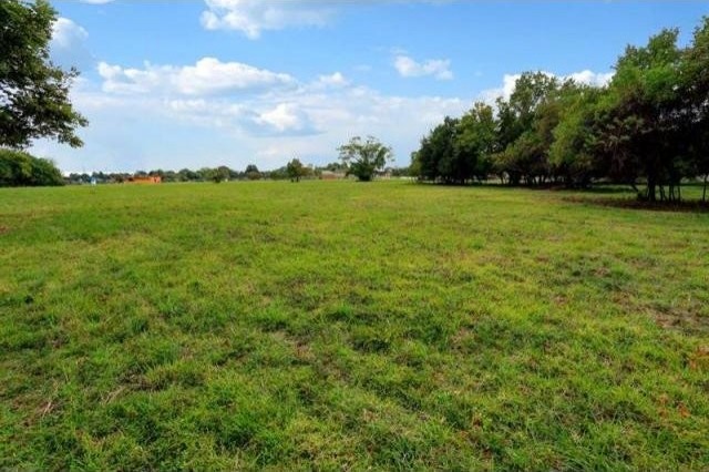 Land For Sale: 2619 Red Bluff Pasadena.. - 2