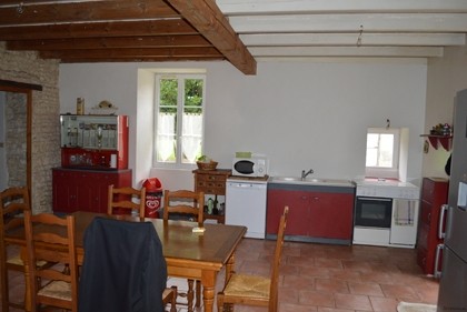 Pretty 2-bed property - 2