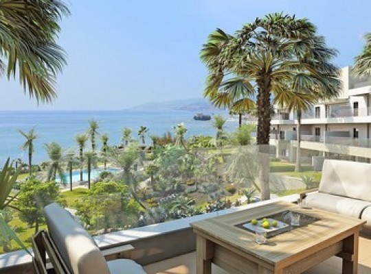 Apartment for sale in West Estepona..
