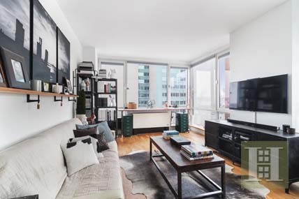 1 bedroom Apartment For Sale: 635 WEST..