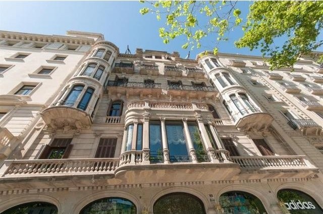 3 bedroom Duplex For Sale: BARCELONA.. - 2