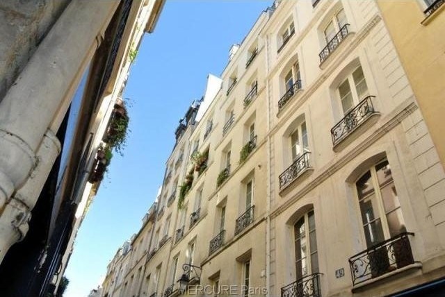 Studio For Sale: 75002 PARIS