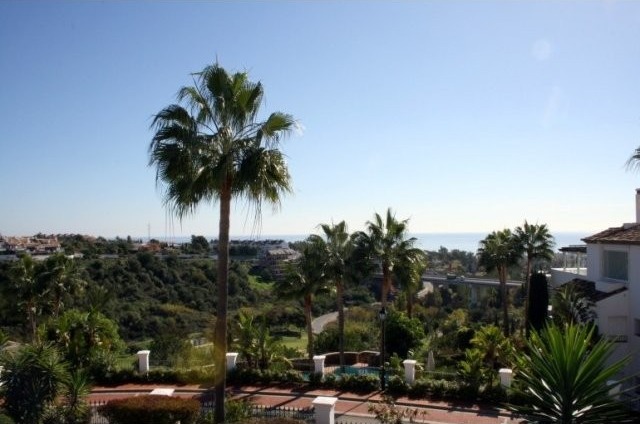 Superb Sea Views from this Beautiful.. - 2