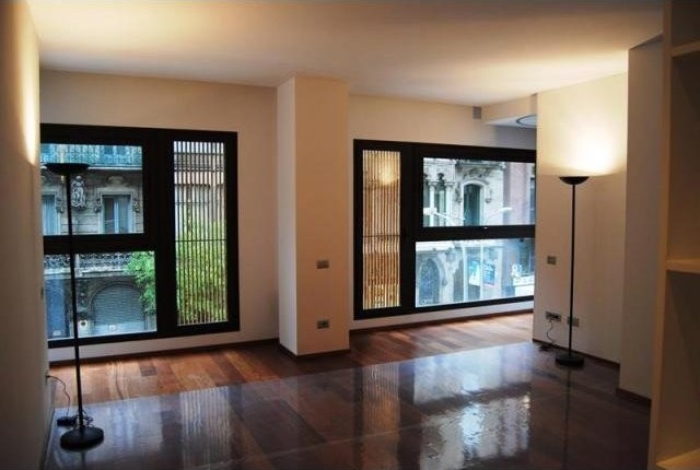 3 bedroom Flat For Sale: BARCELONA.. - 2