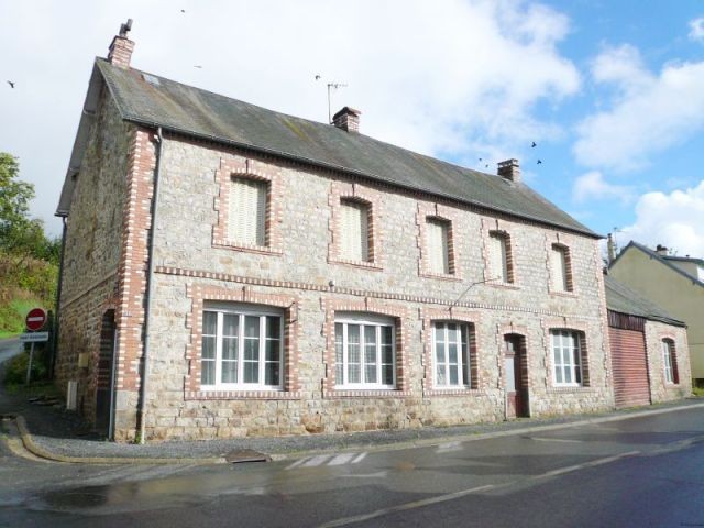 Large Village House, Nice Village