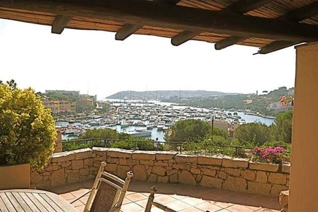 4 Bedrooms - Apartment - For Sale