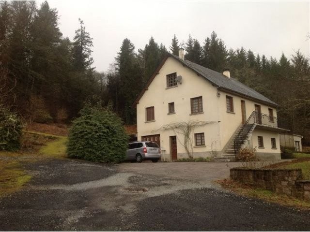House On The Edge Of A Pretty Town