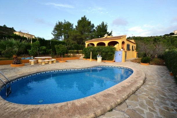 3 Bedrooms 3 Bathrooms Villa Javea -..