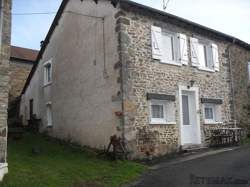 Ideal Holiday Home House in Village