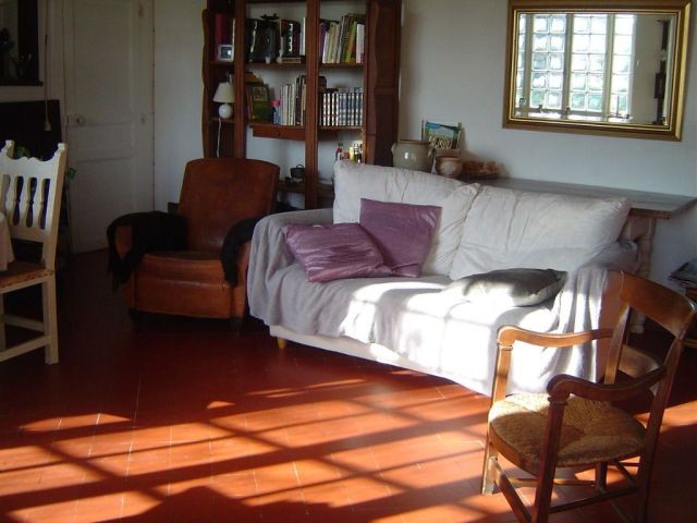 House in Calm Countryside Setting - 2