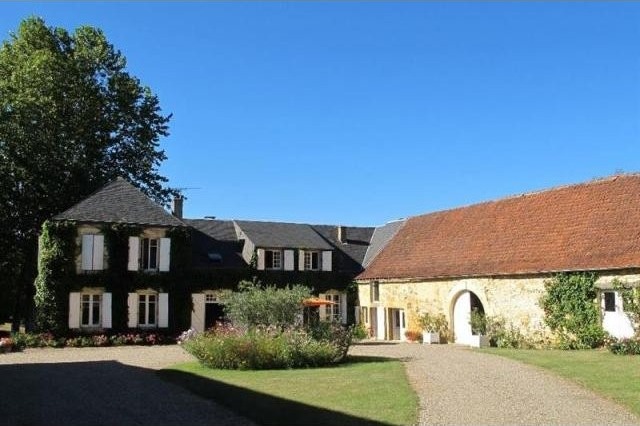 10 bedroom House For Sale: 19100 CAUSSE..