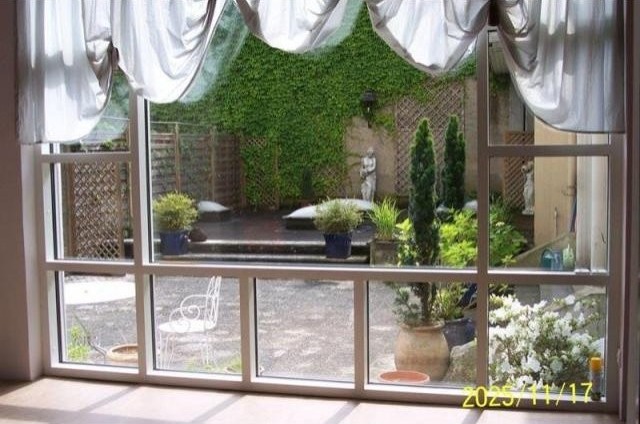 3 bedroom Flat For Sale: 03200 VICHY - 2