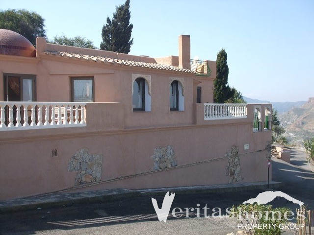 Ref: 1109 - Villa for Sale in Cortijo..
