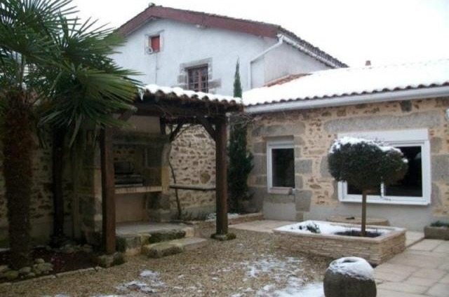 4 bedroom Village House For Sale: 79400.. - 2