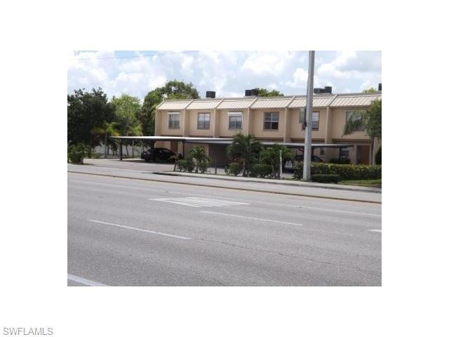 2 bedroom Condominium For Sale: Cape..