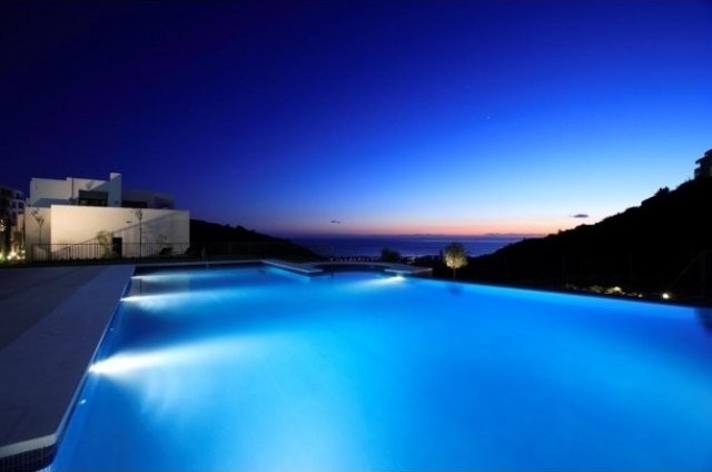 2 Bedroom Apartment For Sale In Marbella - 2