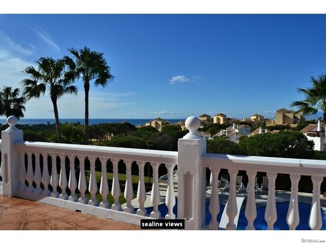 Villa for sale in Elviria, Marbella..