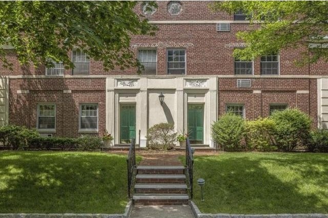 1 bedroom Co-op For Sale: Bronxville..