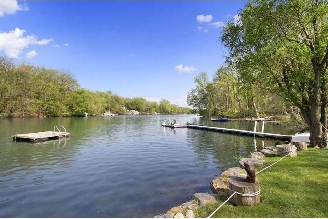5 bedroom Residence For Sale: Armonk.. - 2