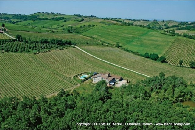 Farm for sale in Gambassi Terme (Italy)