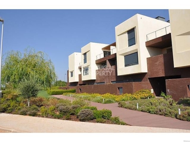 Stunning 1 bedroom apartments.. - 2