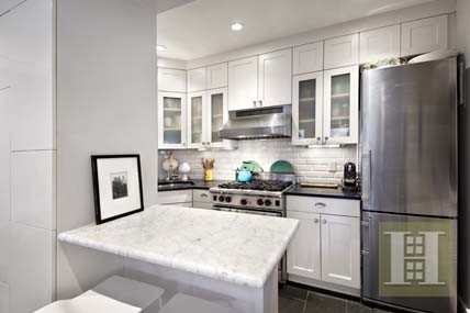 3 bedroom Apartment For Sale: 186 WEST.. - 2