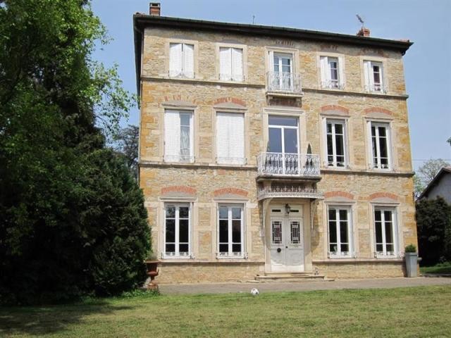 9 bedroom House For Sale: 01700 NEYRON - 2