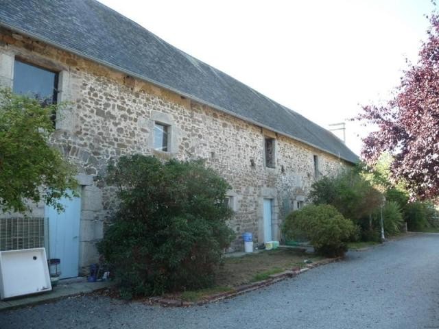Main House and Two Guest Cottages - 2