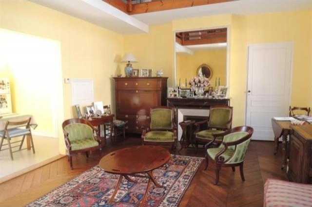 2 bedroom Flat For Sale: 33000 BORDEAUX - 2