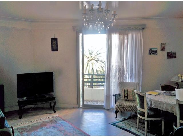 Beautiful two bed in Fleurs