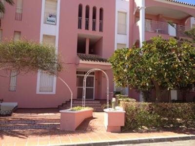 Apartment - Furnished apartment located..