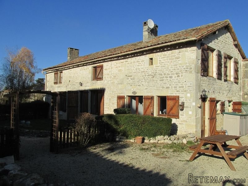 Character 3 Bed Stone Village House