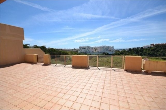Estepona, Costa del Sol, , 4 rooms, 270.. - 2